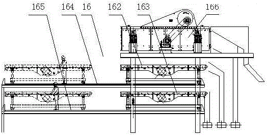 Special mobile linear vibrating screen and method for dry sand production line