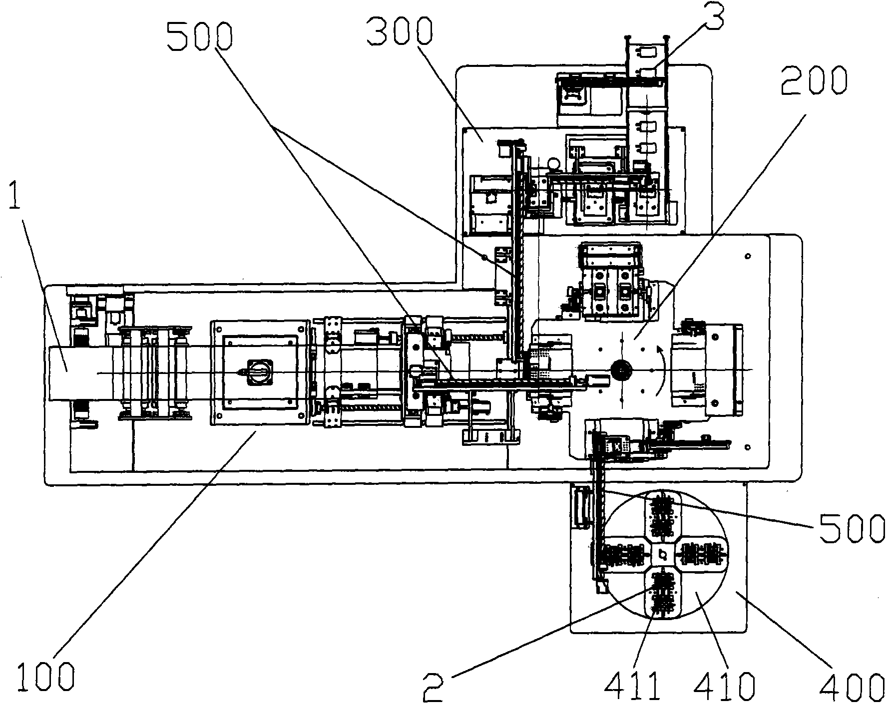 Battery assembling and packaging device