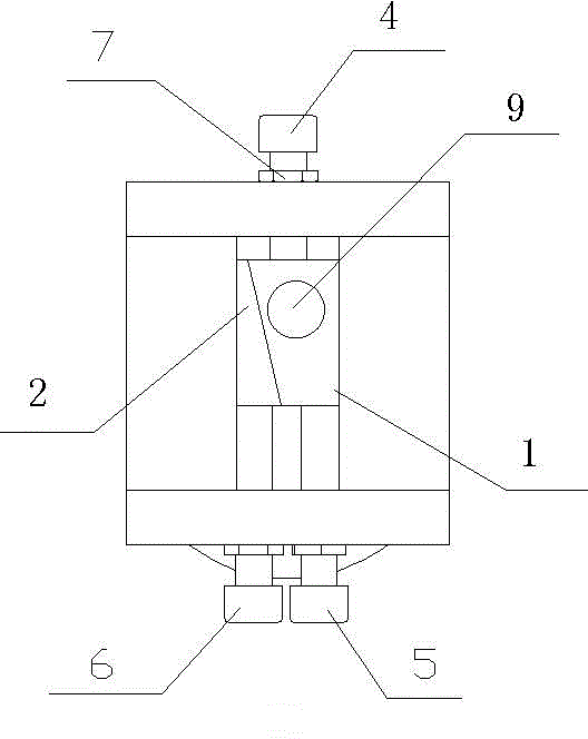 Eccentric wheel with adjustable eccentric distance