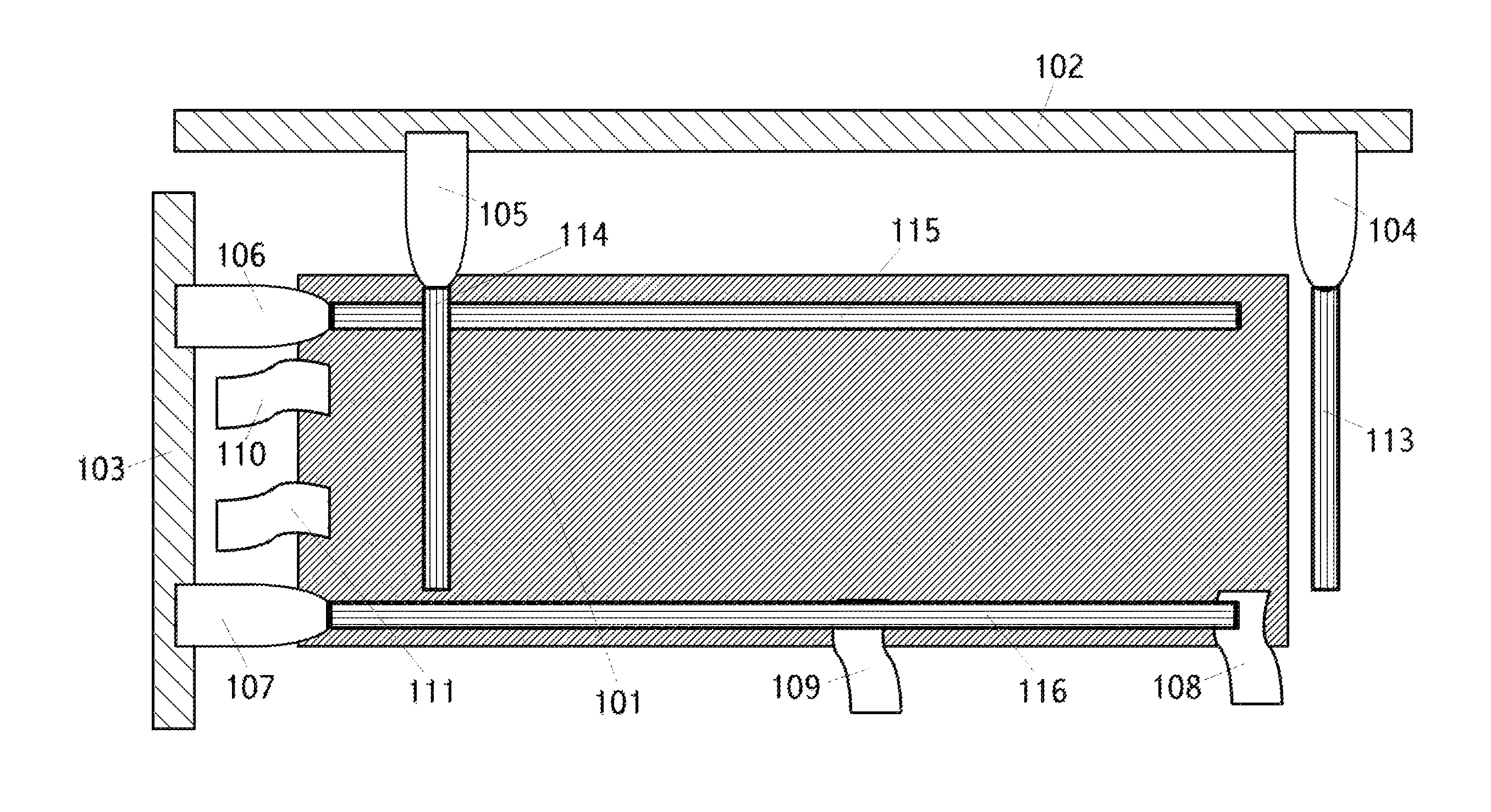 Fabric article folding machine and method