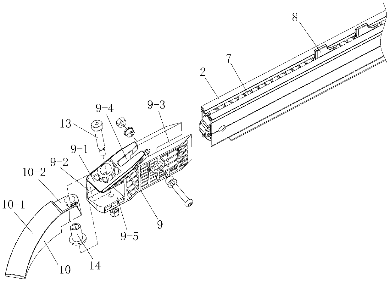 Conveyor line flow-combination mechanism