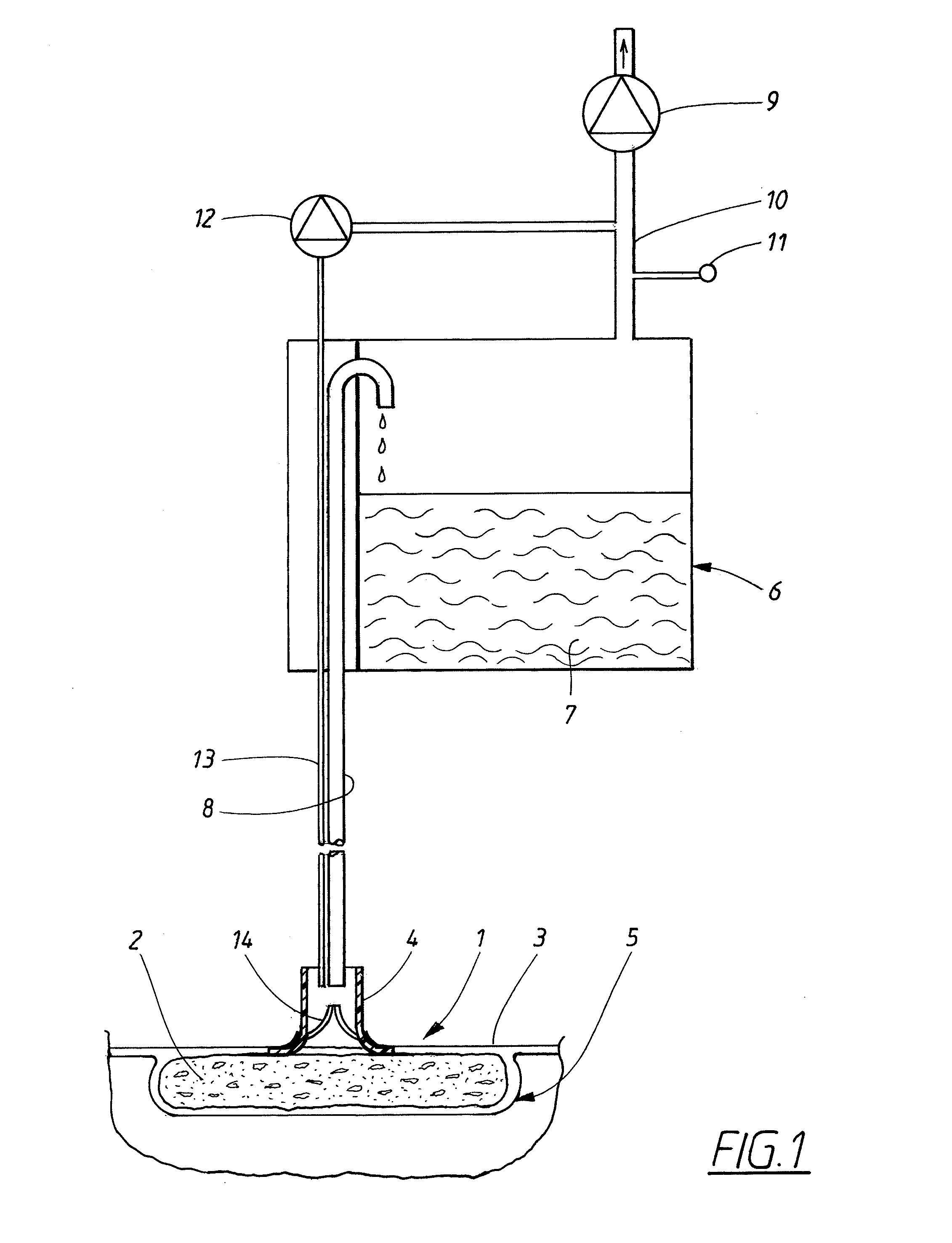 Apparatus and method for controlling the negative pressure in a wound