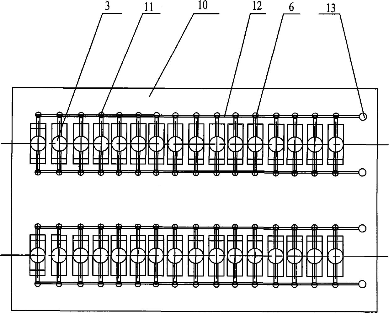 Packaging structure for high-efficiency and energy-saving reflective focused type solar power generation device