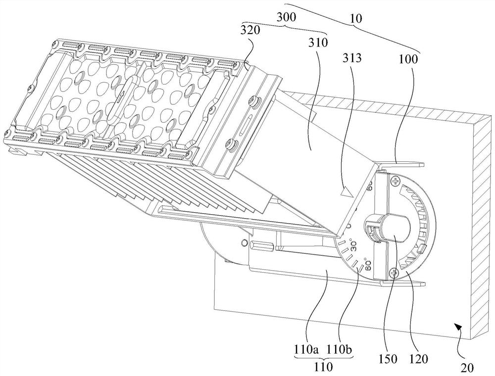 Mounting bracket and lamp assembly with the mounting bracket