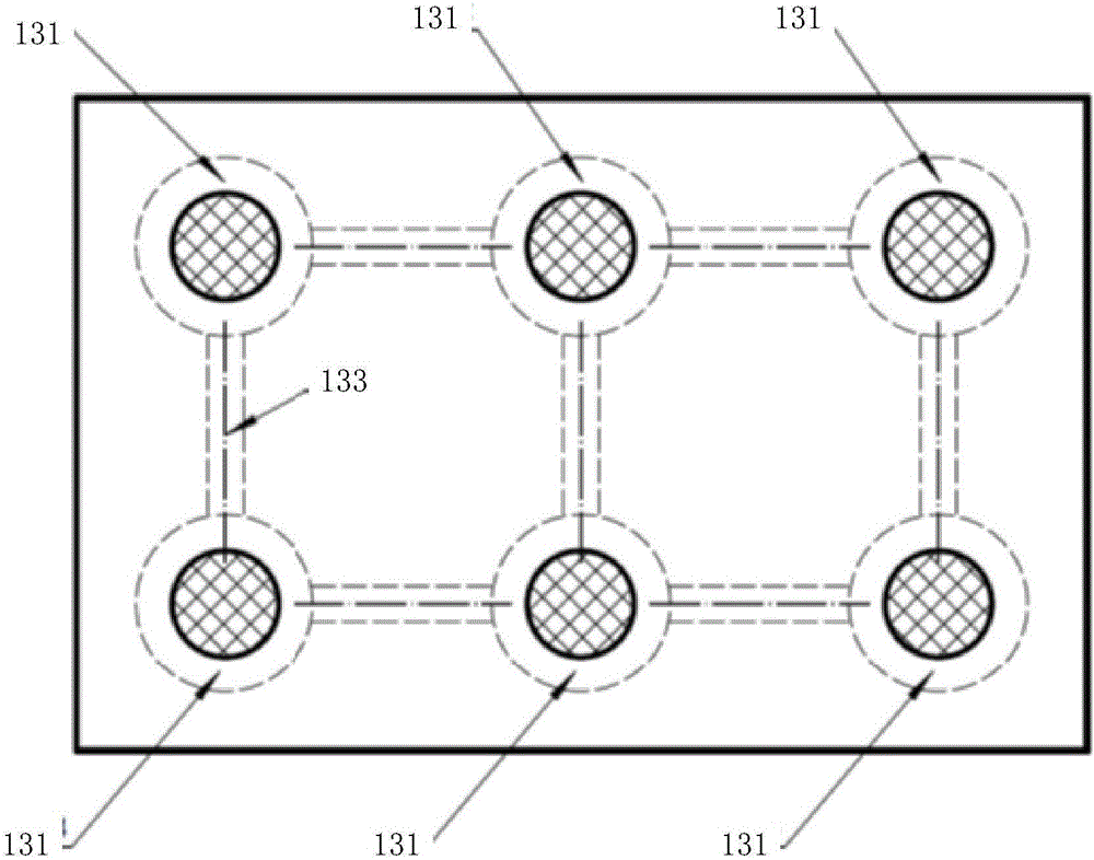 Additive manufacturing device and method