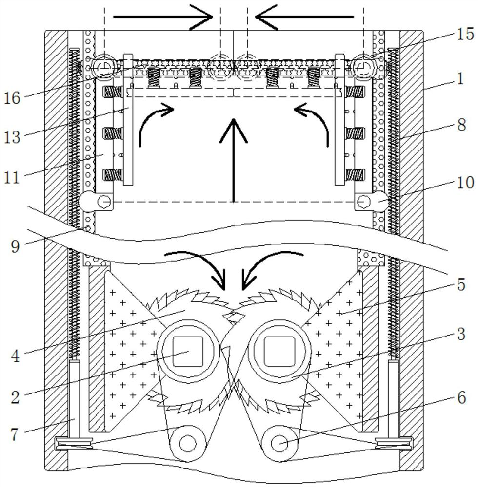 Device for preventing crushed materials from splashing and facilitating crushing of garbage treatment crusher