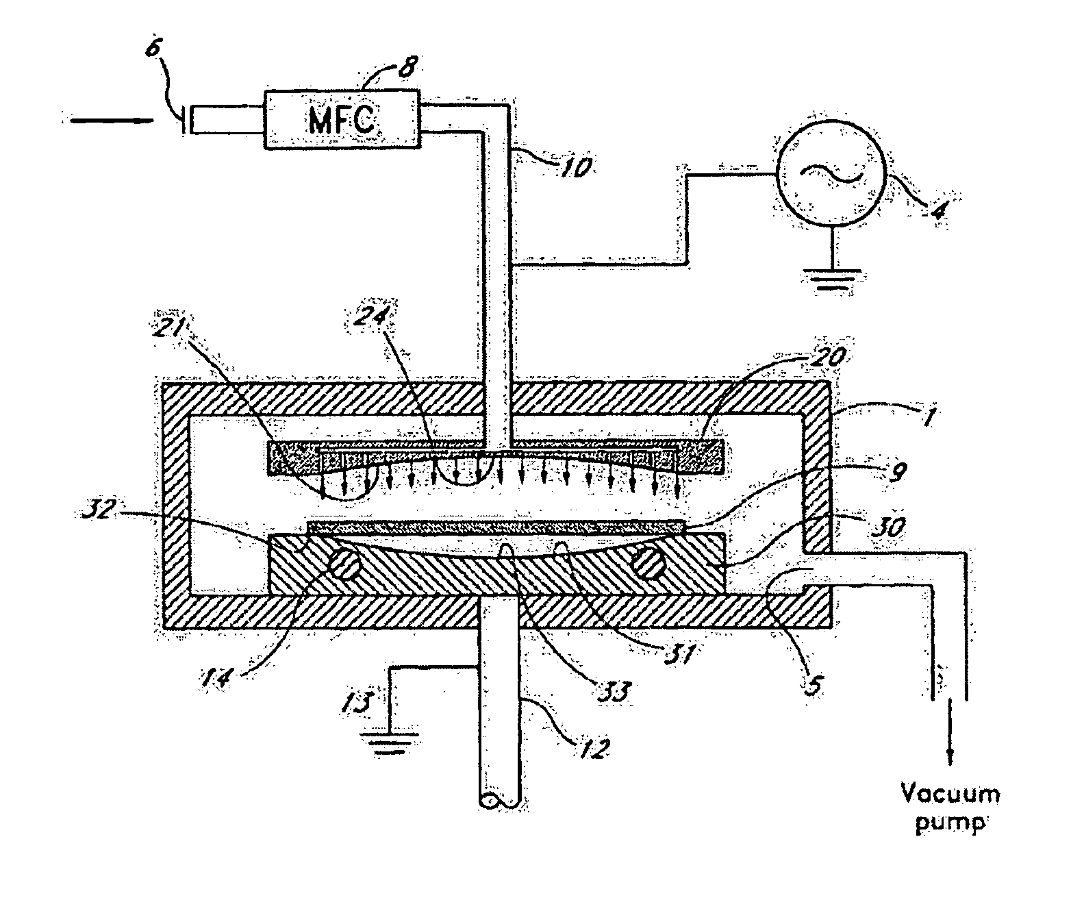 Apparatus for chemical vapor deposition (CVD) with showerhead and method thereof
