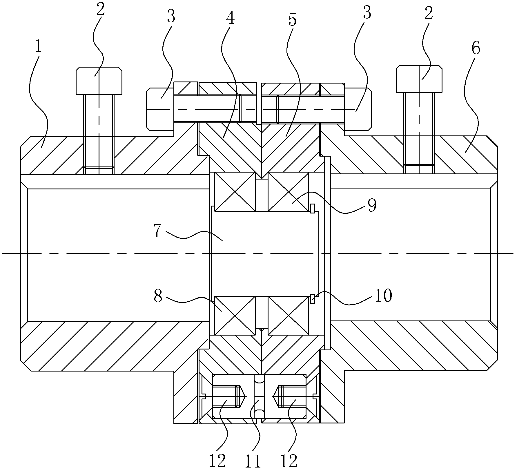 Safety coupling of vehicular dry-type screw air compressor