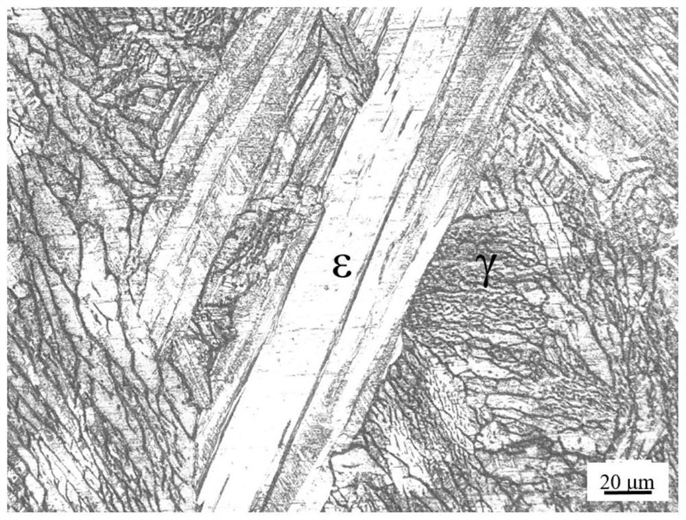 A high-damping high-strength high-entropy alloy material with strong corrosion resistance and its preparation method