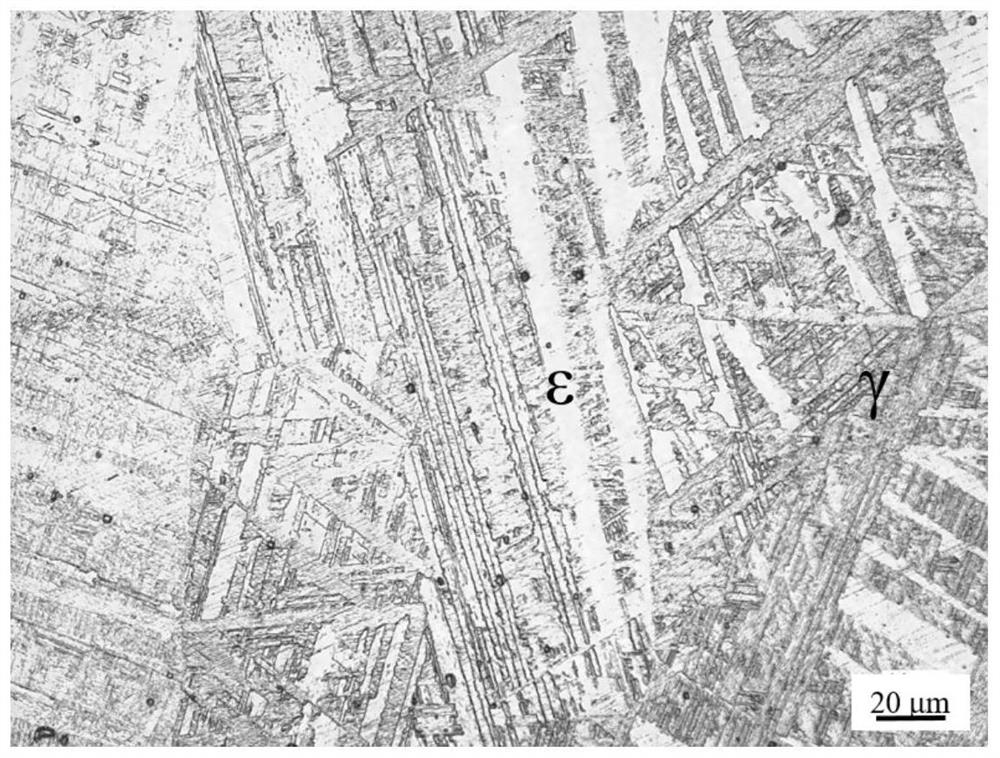 A high-damping high-strength high-entropy alloy material with strong corrosion resistance and its preparation method