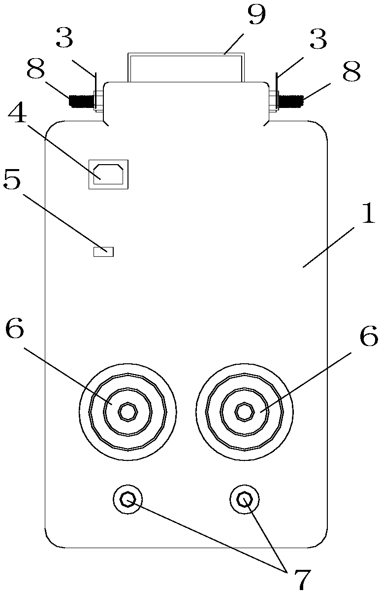 A battery pack detachable mobile power supply