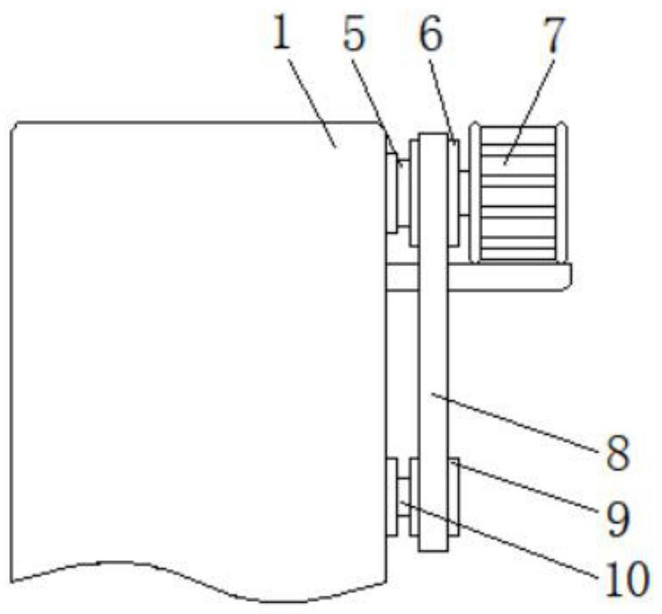 Environment-friendly waste rubber tire cracking device and method