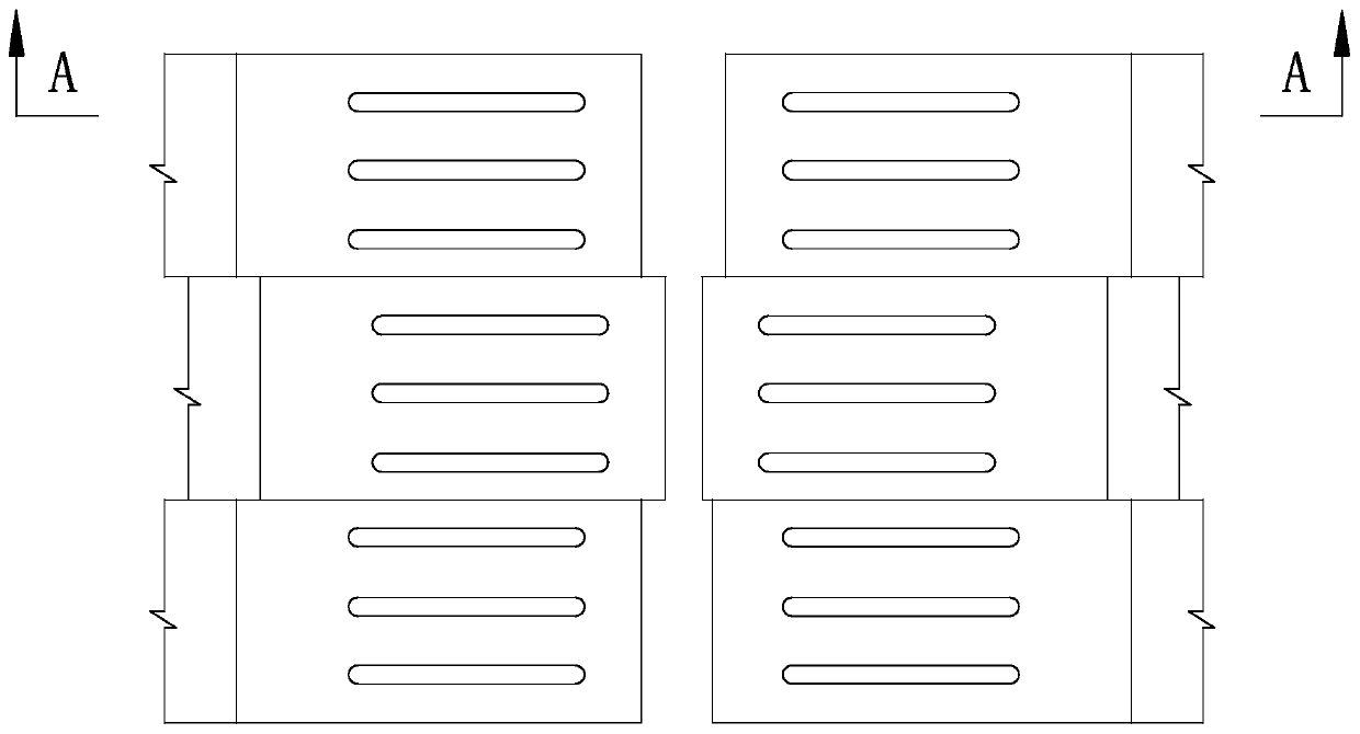 Connecting mechanism of expansion and contraction device