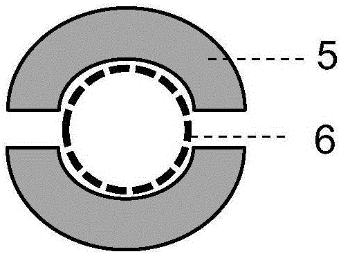 Apparatus for forming and screening two-dimensional liquid droplet array, and use method thereof