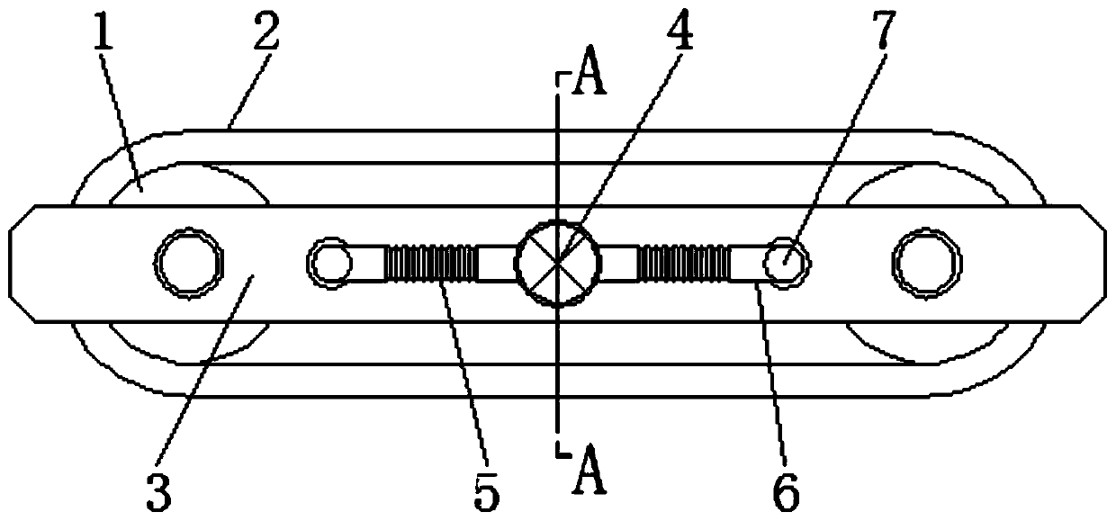 Conveying device for bread production and with anti-sticking function