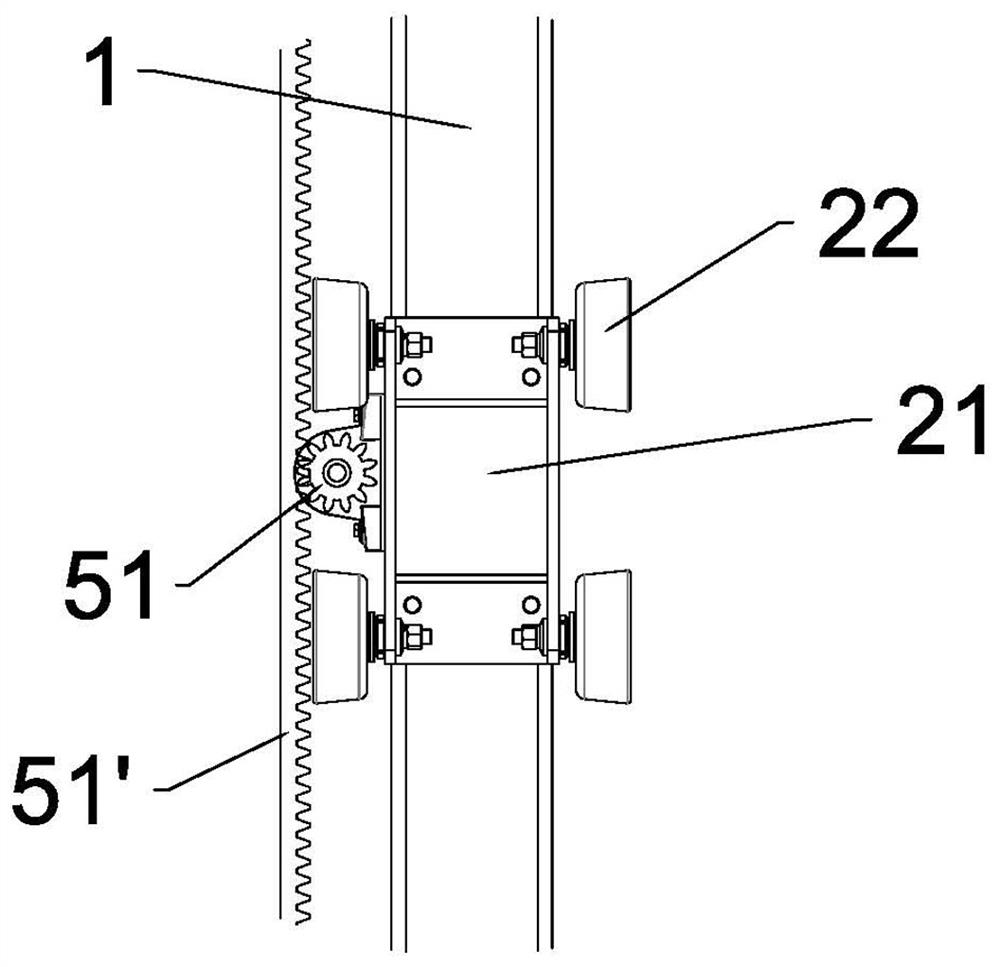 A middle door guide mechanism of a garbage compactor