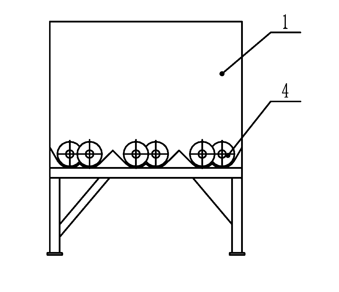 Caching feeding bin