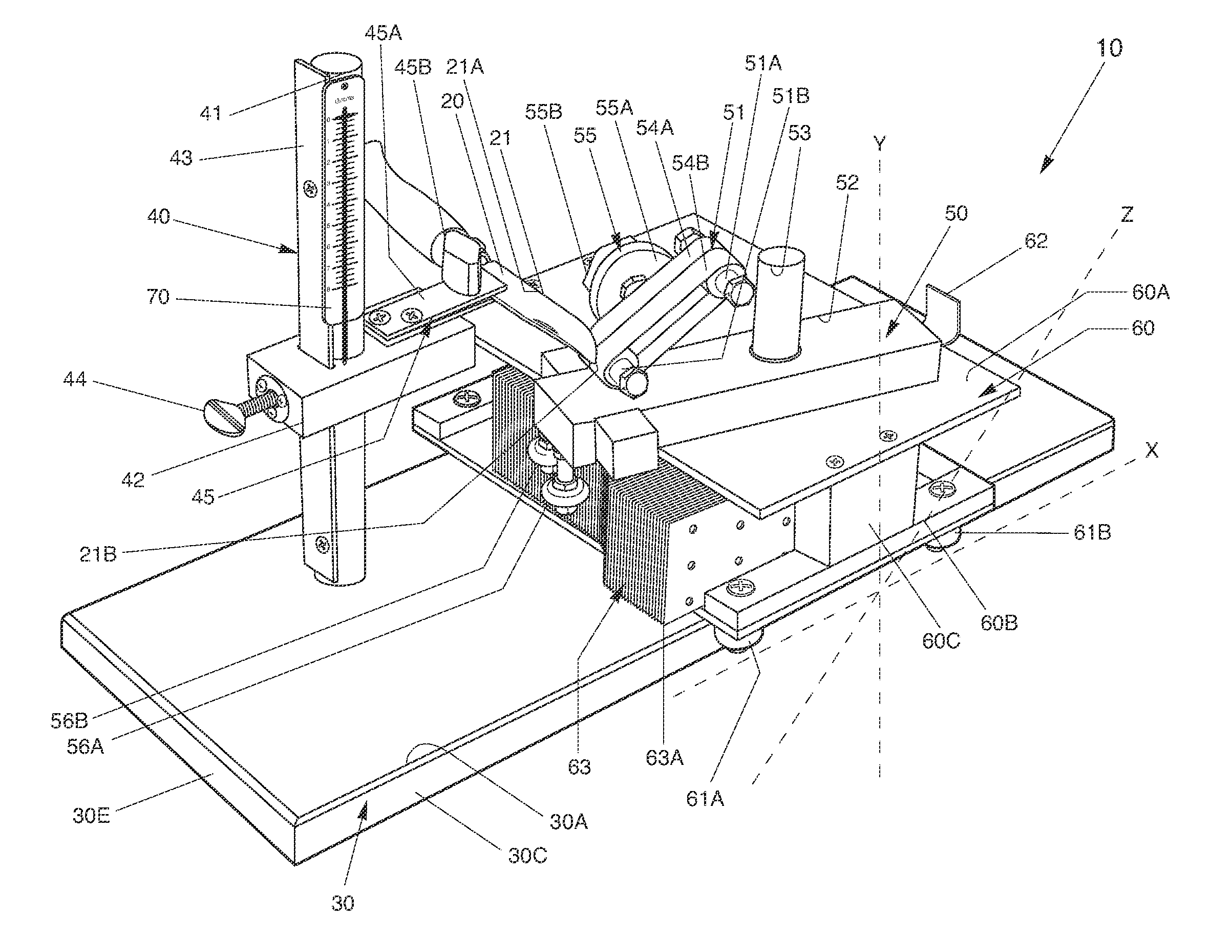 Blade sharpening device with blade contour copying device