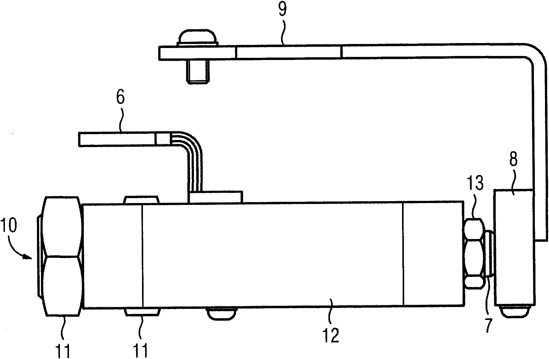 Short-circuit device having pyrotechnic trigger