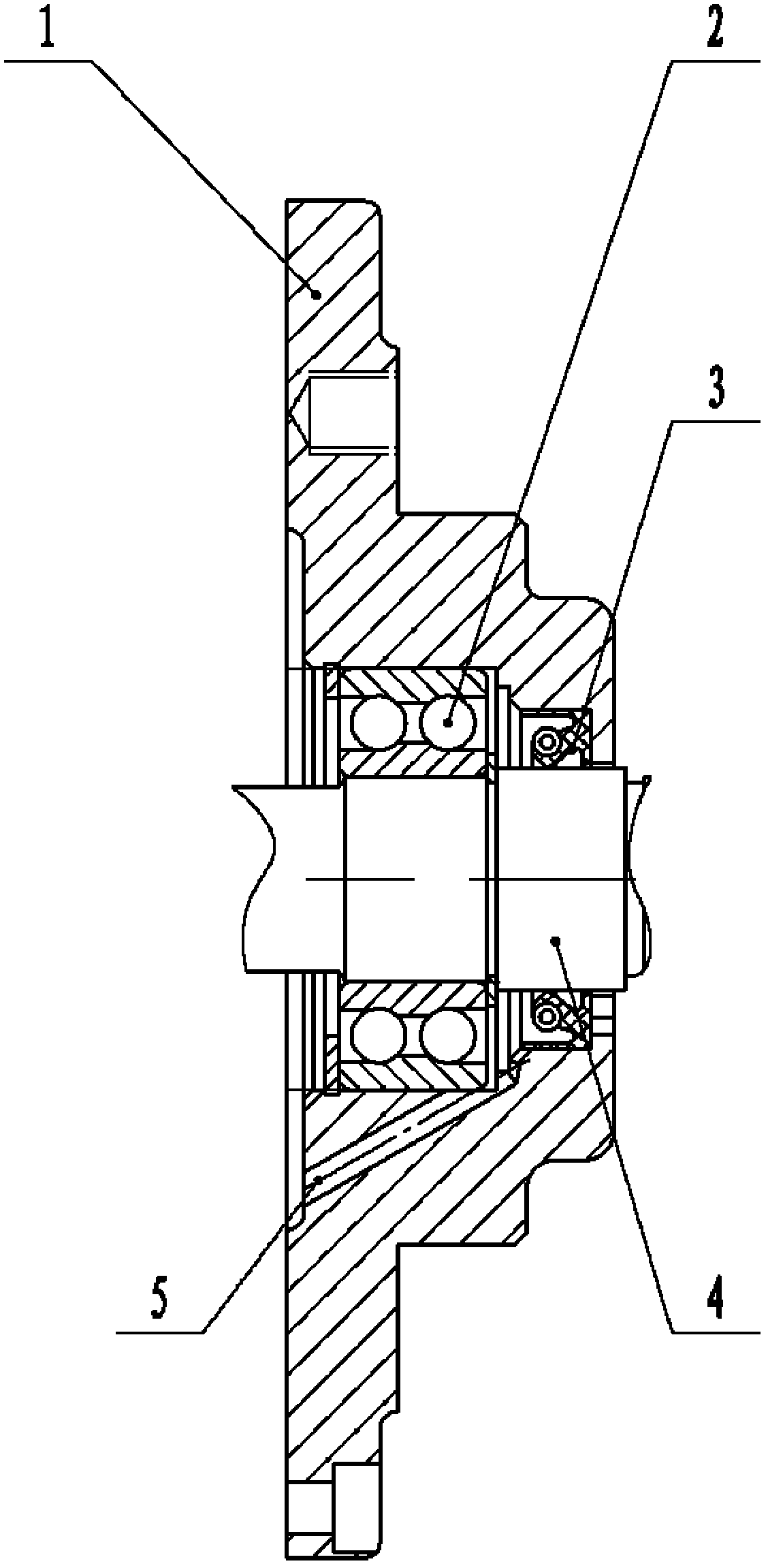 A new type of pump cover for radial variable displacement plunger pump with disc flow distribution