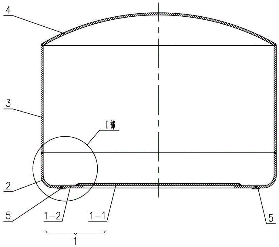 Large steel welded vertical oil tank