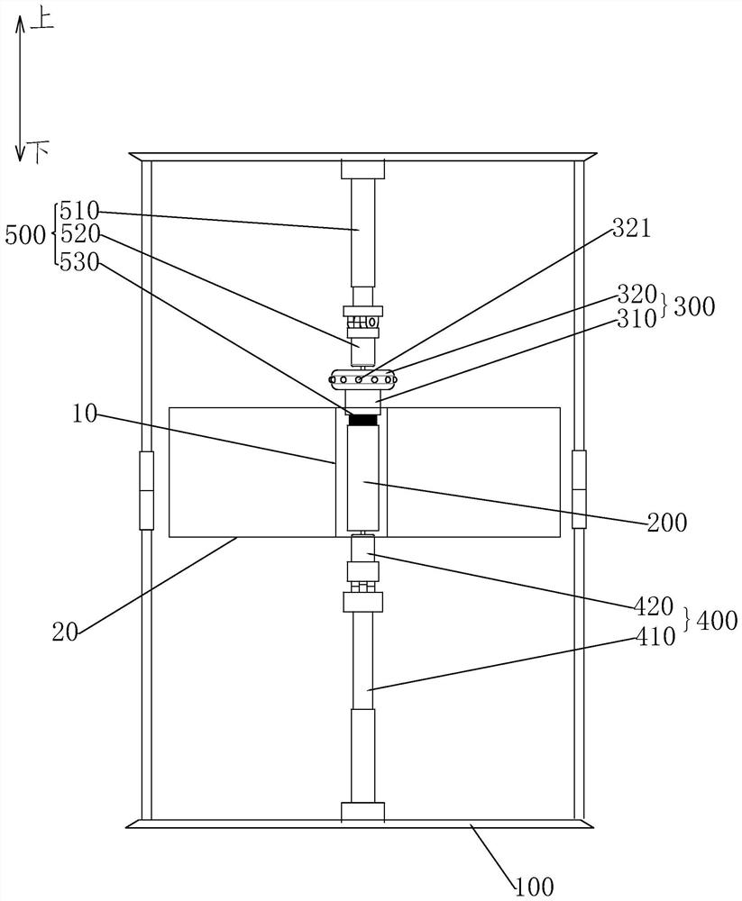 Pipe expanding device