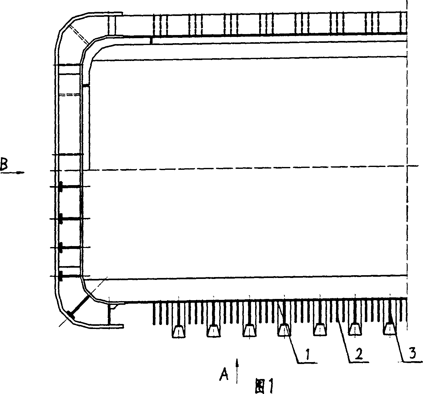 Method of enhancing heat radiation of large aluminium electrolytic bath shell