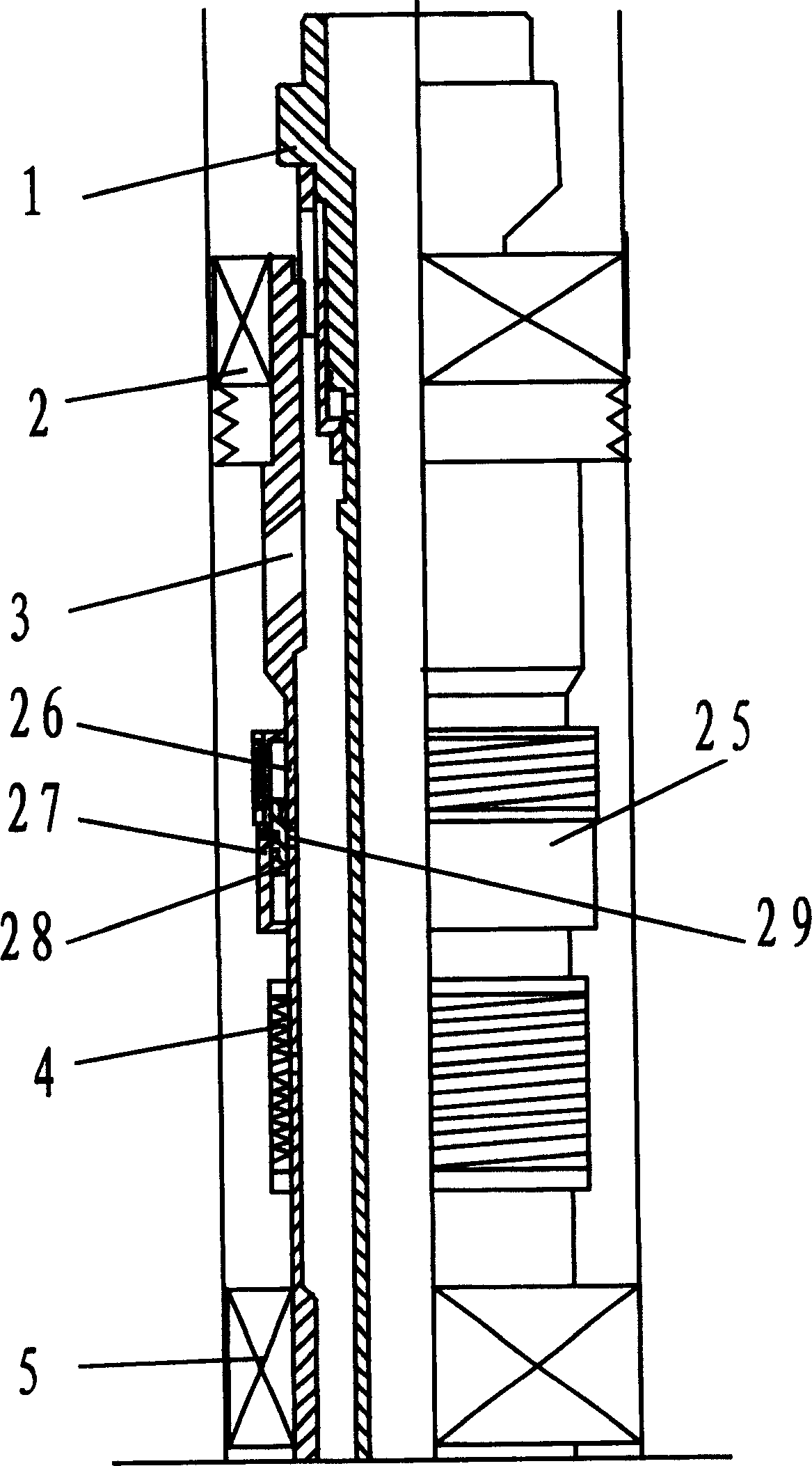 Layered pipe column for squeeze packing sand control process