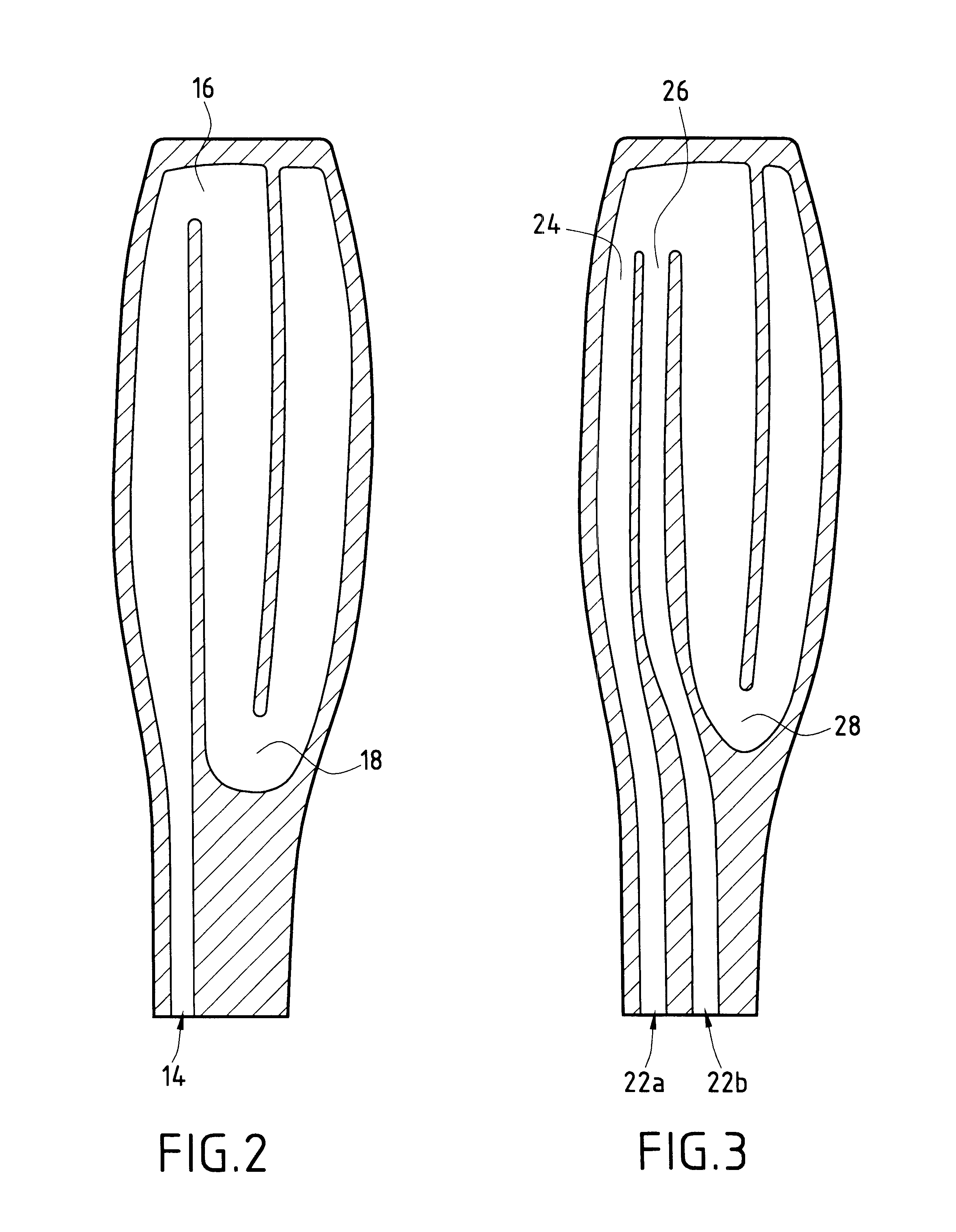 Gas turbine blade cooling circuits