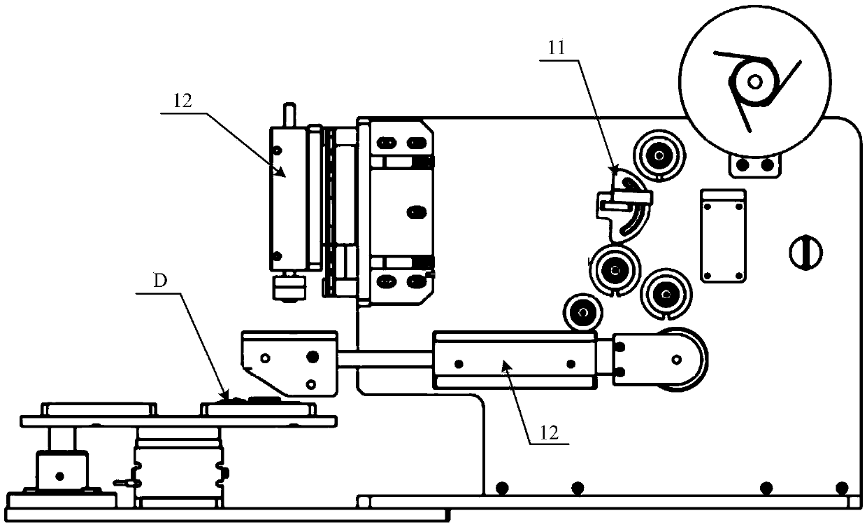 Labeling device