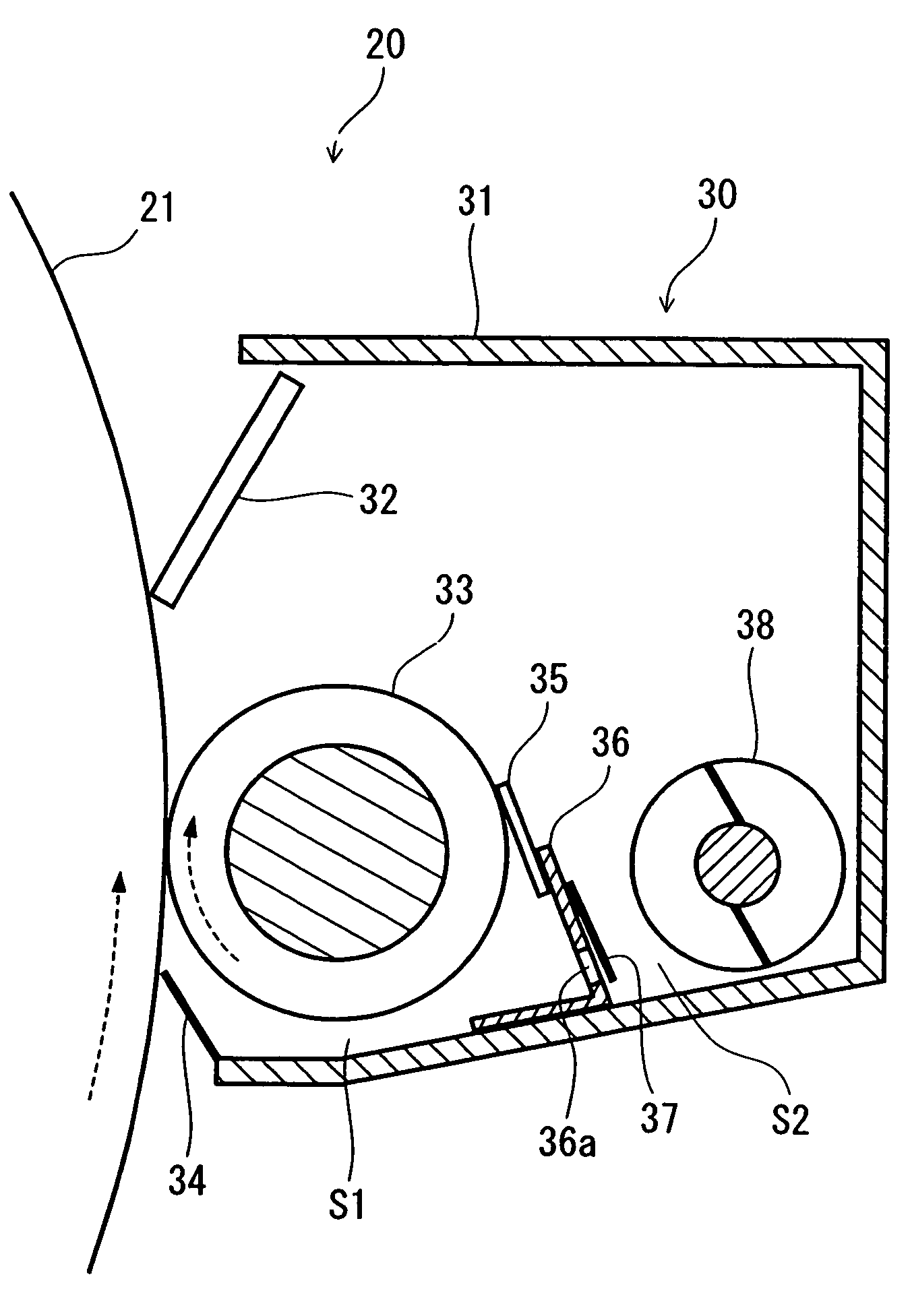 Cleaning apparatus and image forming apparatus provided therewith