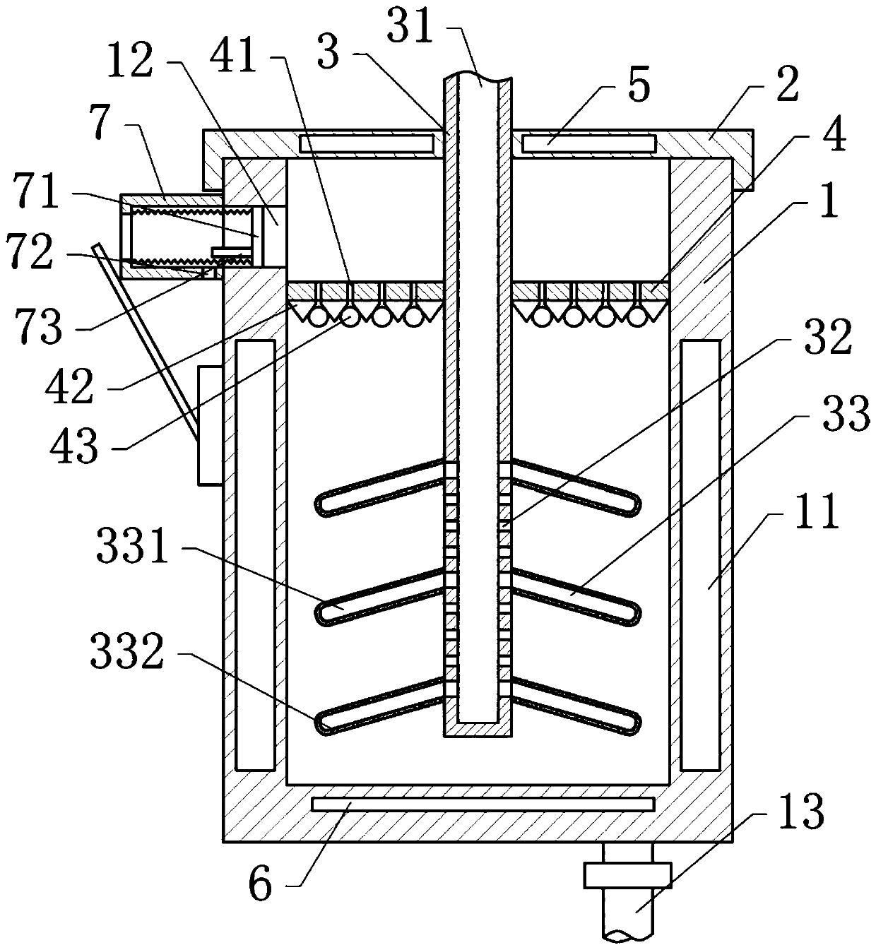 Organic fertilizer processing method for improving oxygen content of processing raw materials