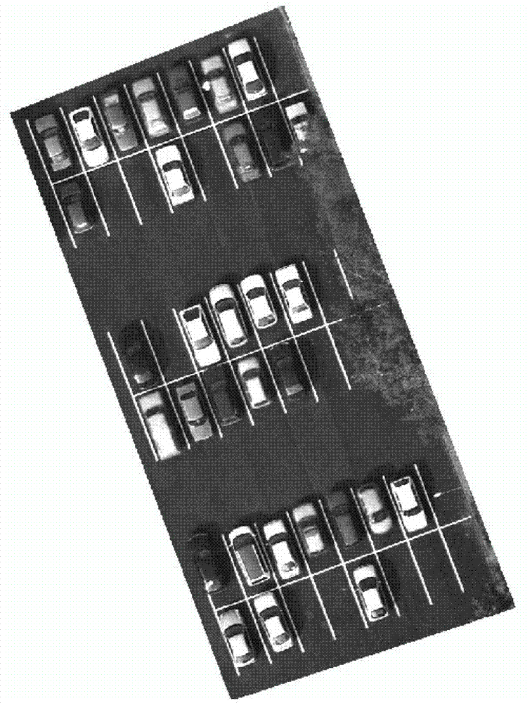 Method for extracting parking lot structure under main direction restriction