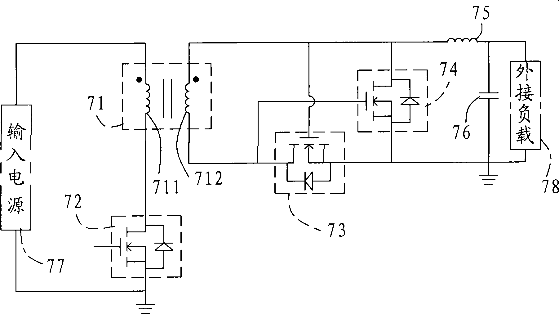 Driver circuit and power source converter comprising the driver circuit