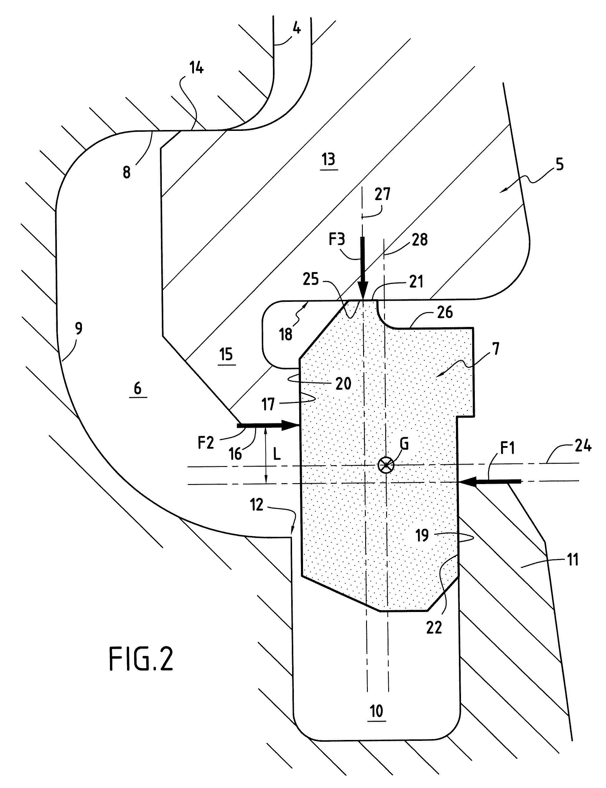 Retaining device for axially retaining a rotor disk flange in a turbomachine