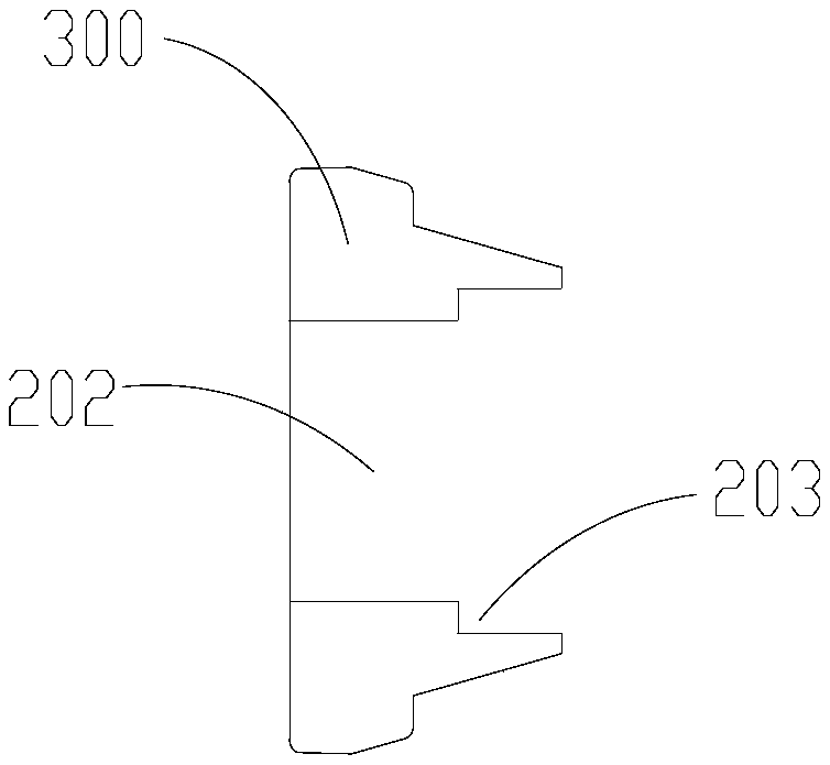 Casting method for imbedded oil way steel pipe