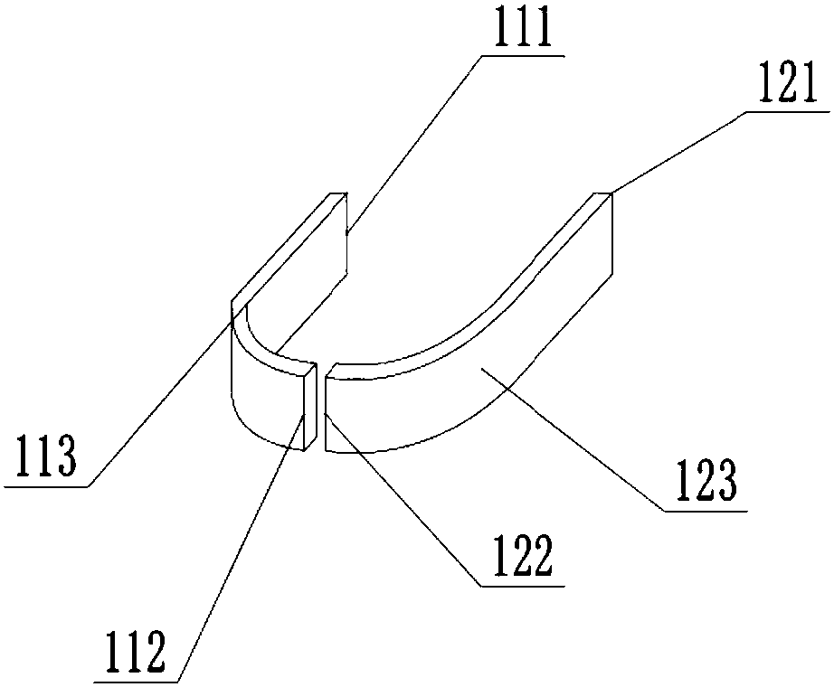 Comb honey production assembly and using method thereof