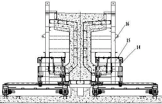 Self-propelled hydraulic T-shaped beam prefabricating template device and demolding method thereof