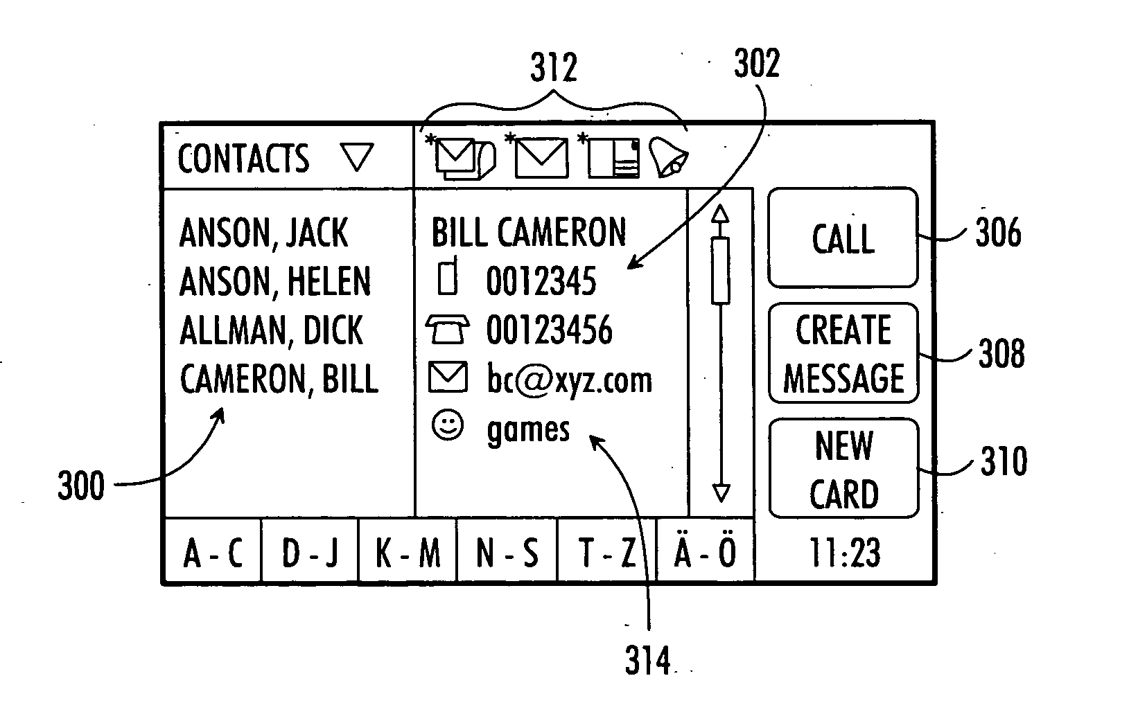 Electronic gaming device and method of initiating multiplayer game