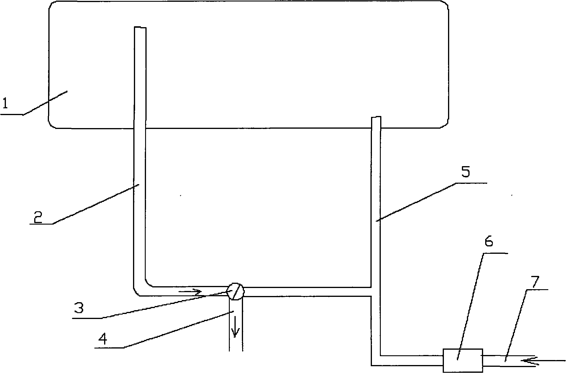 Automatic flow rate adjusting device