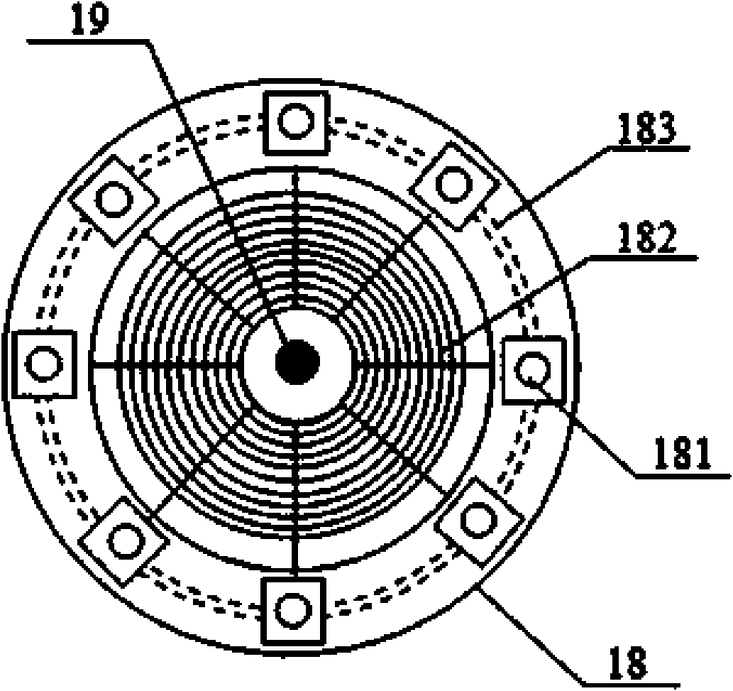 Fruit tree imitating precision spraying locomotive