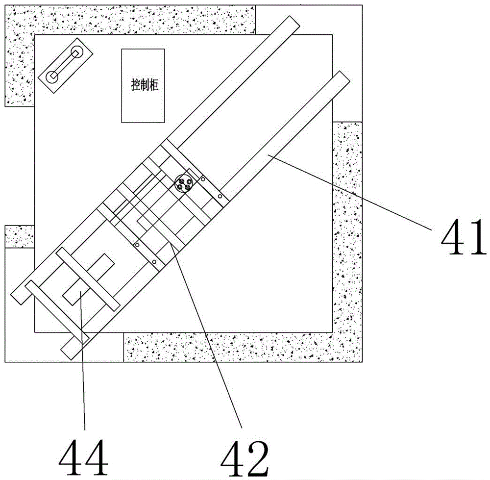 Four-door elevator