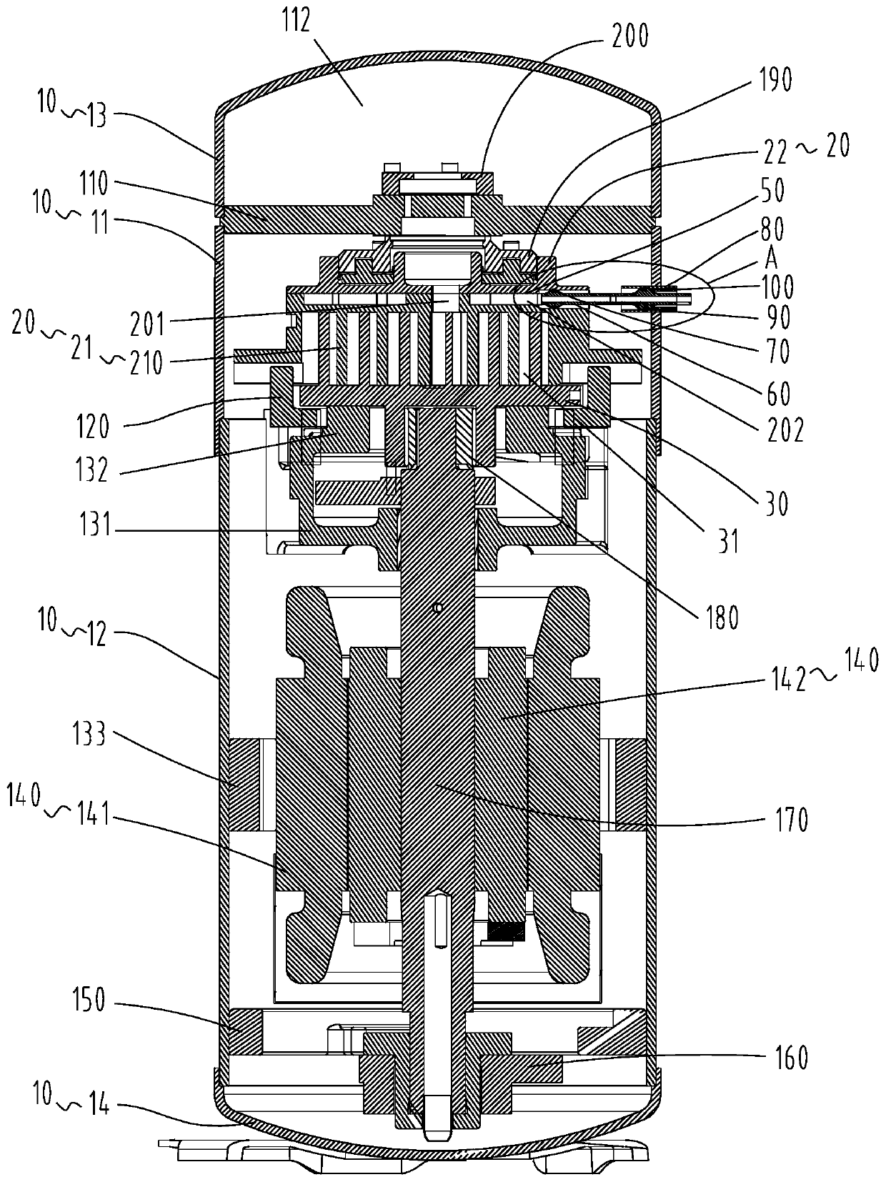 Scroll compressor and refrigerating system