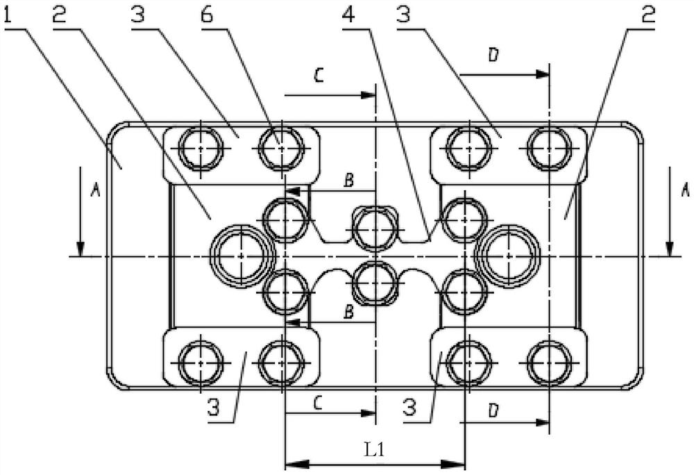 Thermal stress eliminating structure