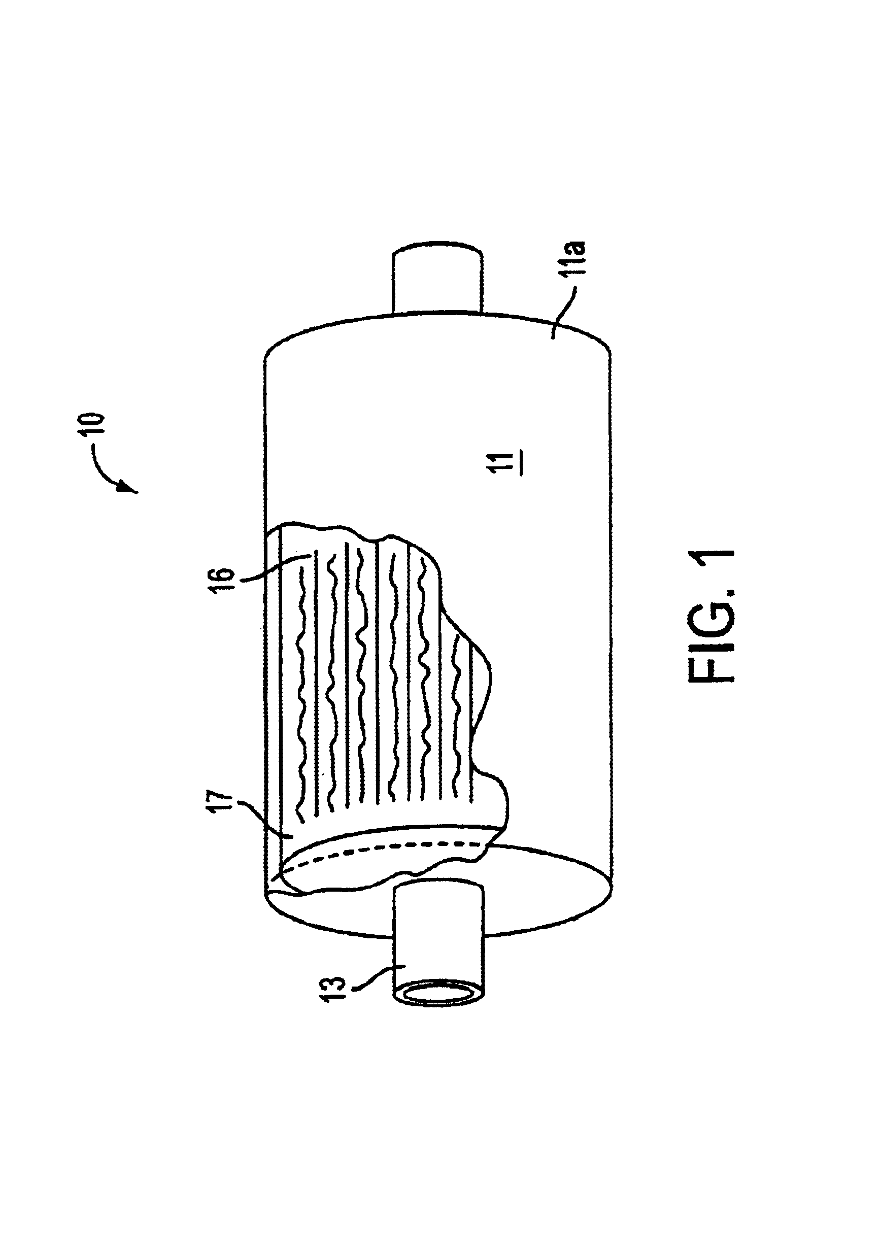 Filter apparatus for removing sulfur-containing compounds from liquid fuels, and methods of using same