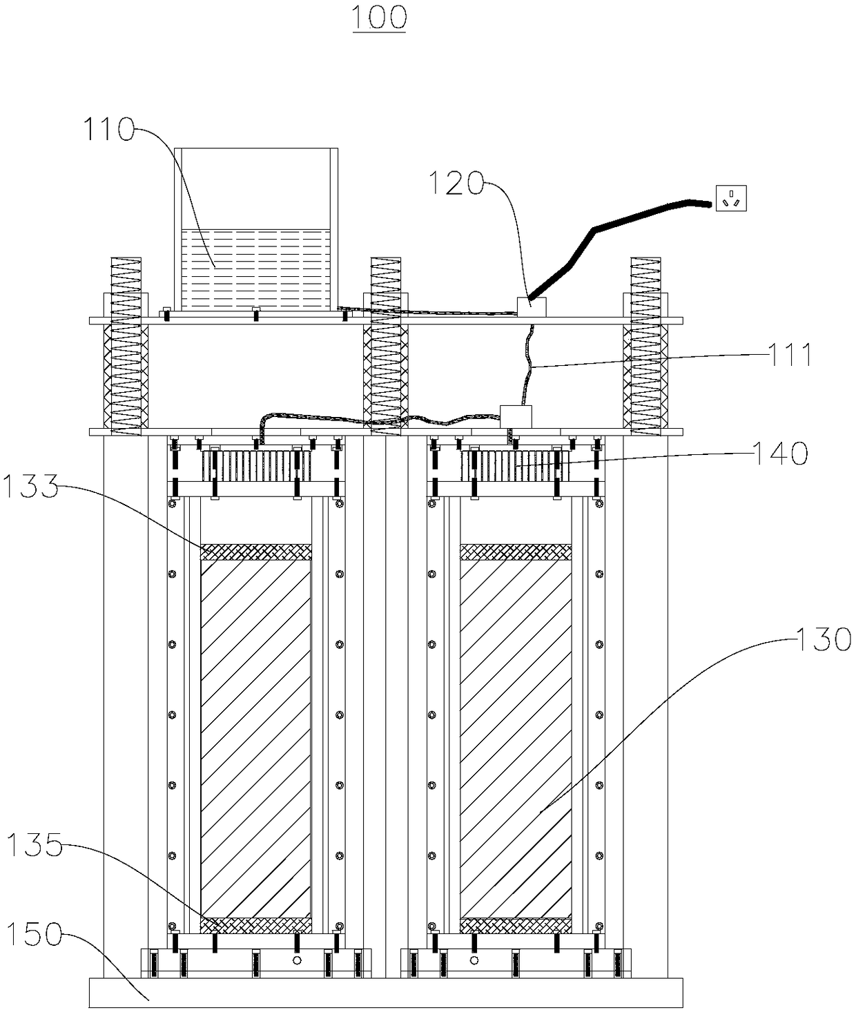 Aeration zone solute transport simulating device and method