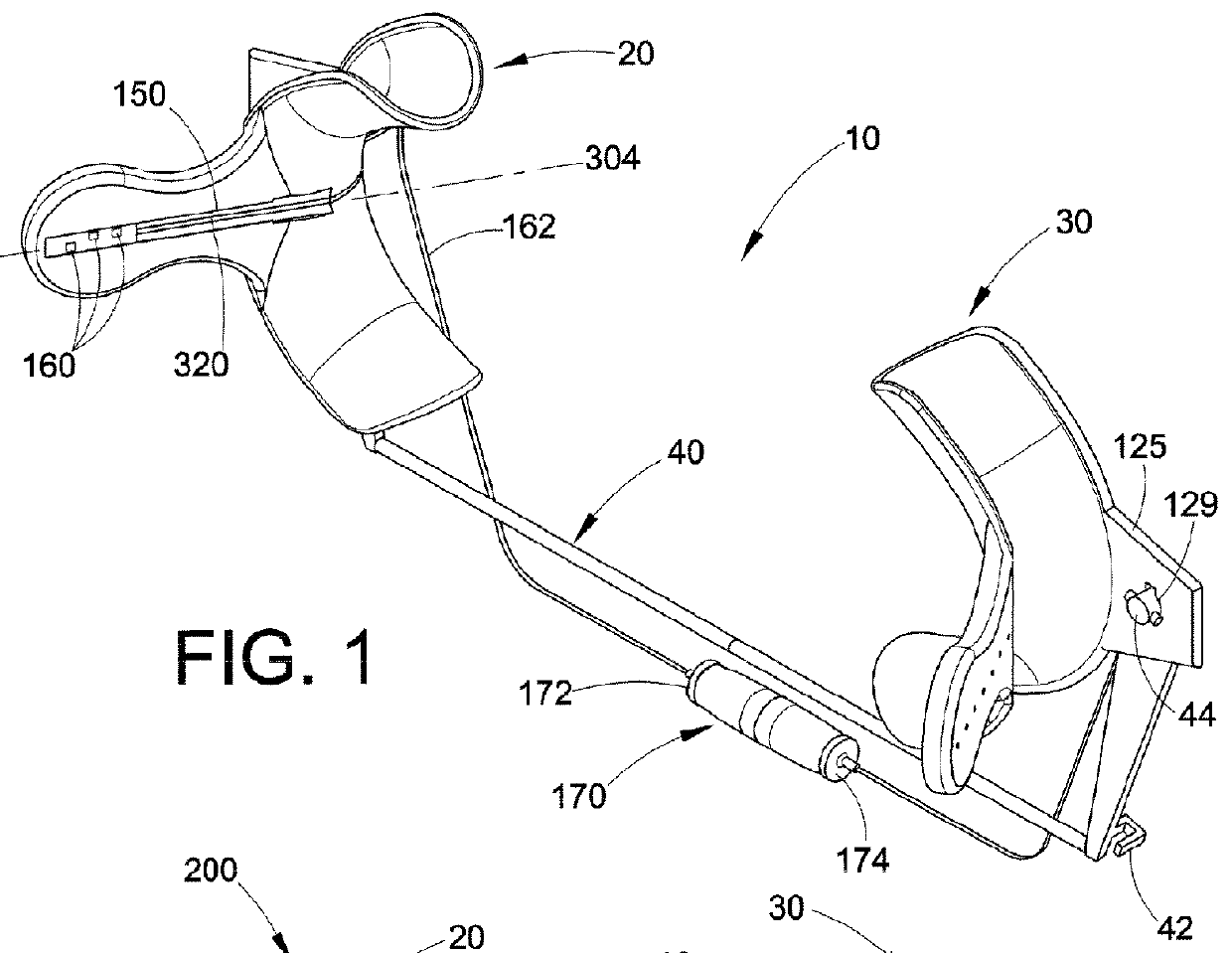 Illuminated dental retractor