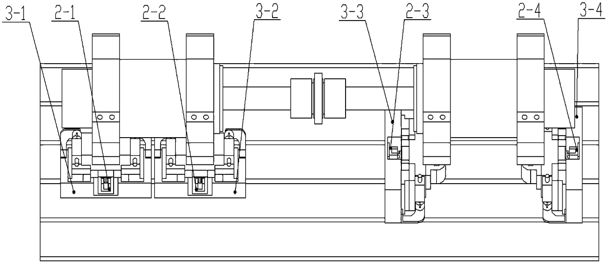 Automatic centering device of electric spindle reliability test platform based on drag loading