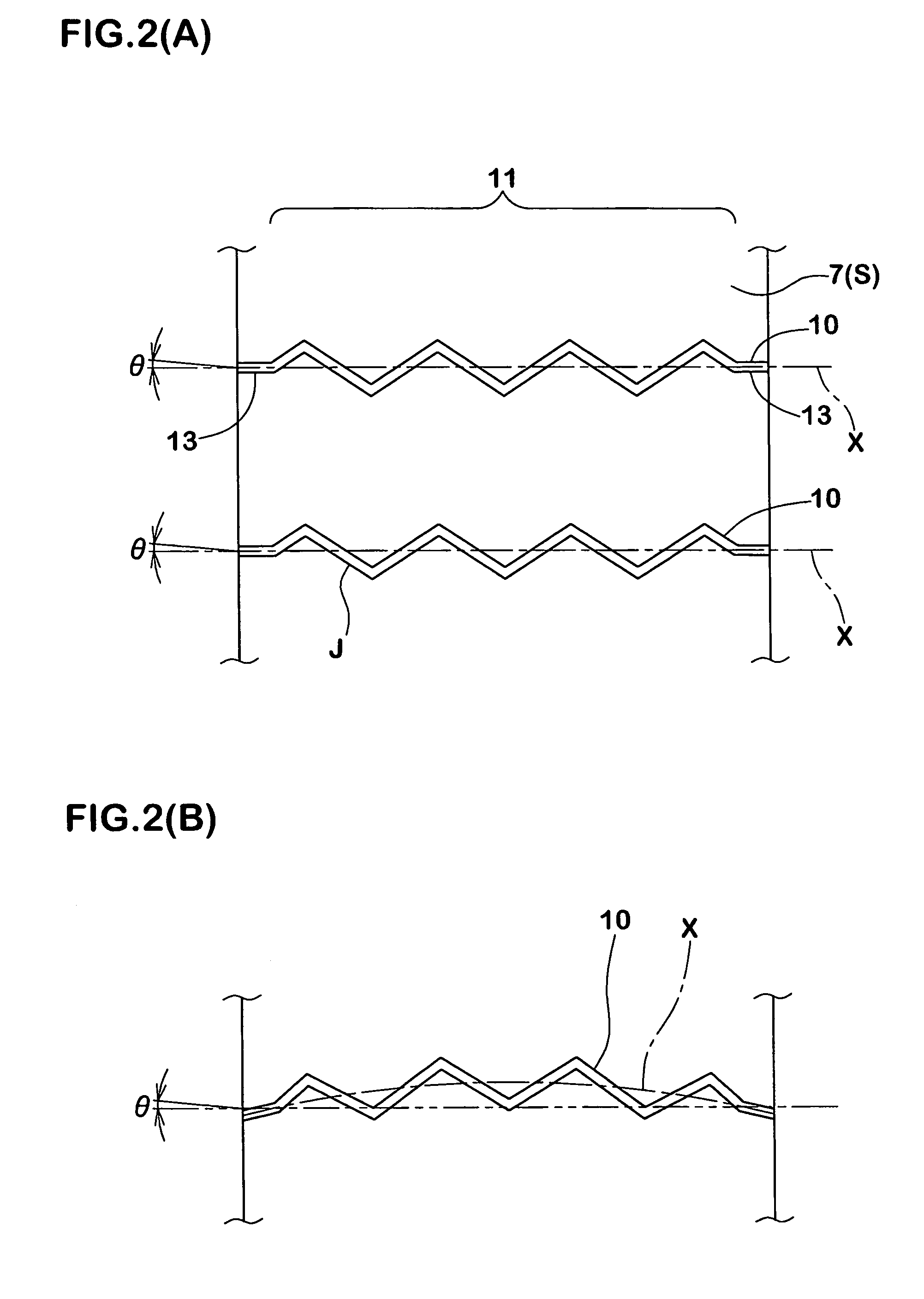 Pneumatic tire with blocks having zigzag sipes