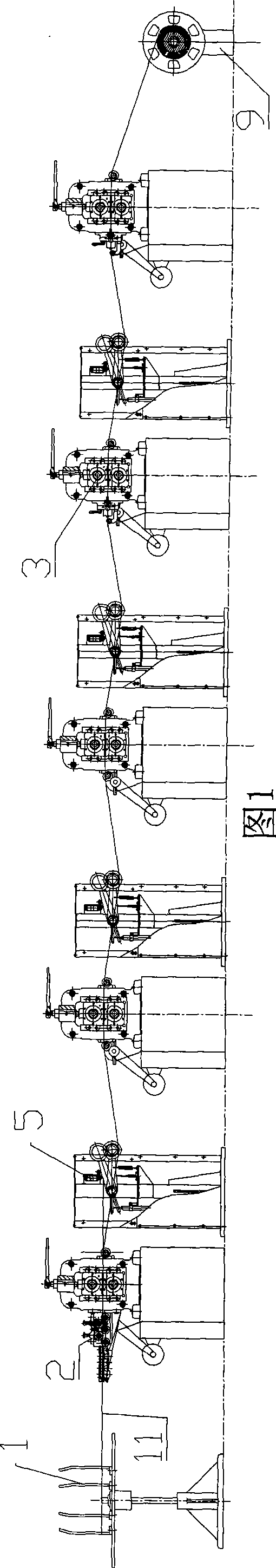 Equipment for rolling round thread into flat thread